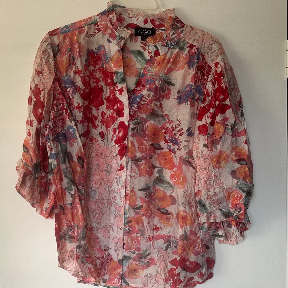 G.G.O. Floral Button-Front Women's Blouse in Red & Coral